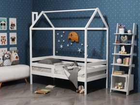 Детская кровать-домик из массива березы Соня-6 (800*1600) Белый/Лак в Камышлове - kamyshlov.ok-mebel.com | фото