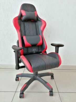 Кресло геймерское Barneo K-52 (черная экокожа красные вставки) в Камышлове - kamyshlov.ok-mebel.com | фото 1
